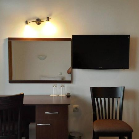 Hotel Kiprovets Chiprovtsi Екстер'єр фото