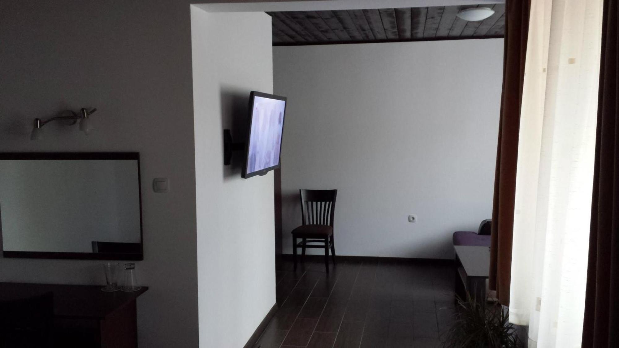 Hotel Kiprovets Chiprovtsi Екстер'єр фото