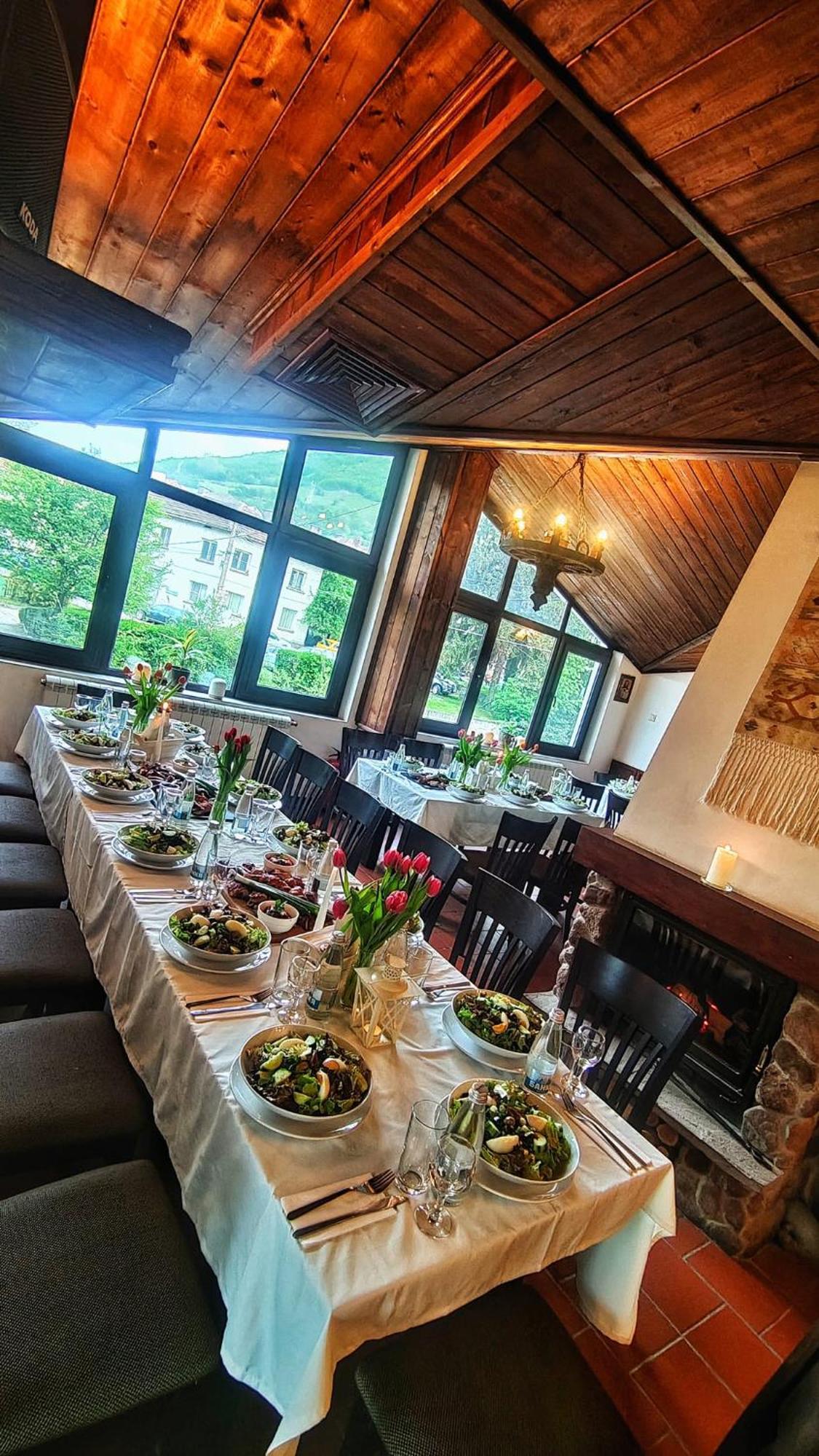Hotel Kiprovets Chiprovtsi Екстер'єр фото